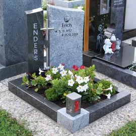 Urnengrab Seligenstadt